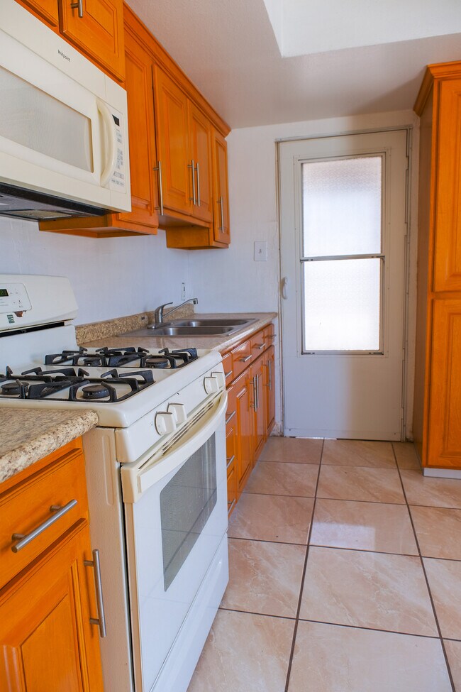 Building Photo - 8326 Verde Cir