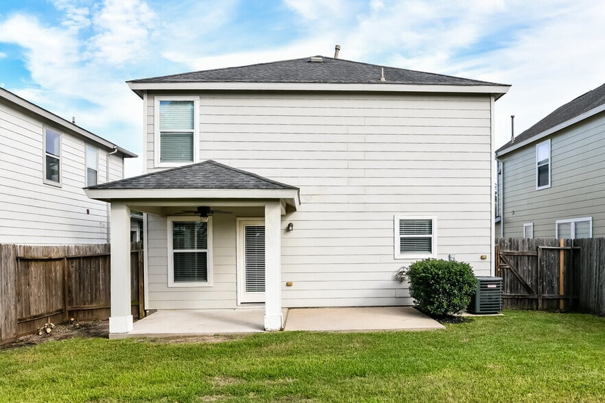 Building Photo - 18215 Rexine Ln