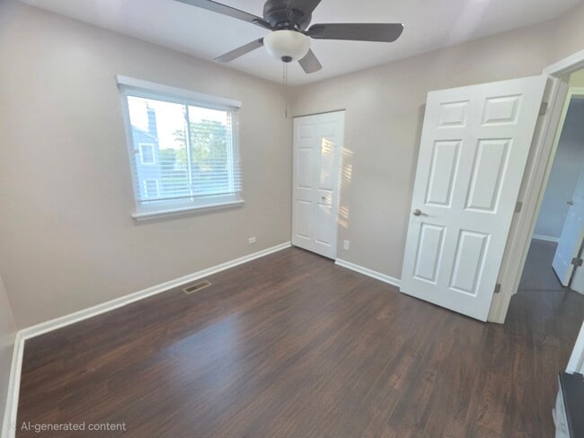 Building Photo - 302 Barton Ct