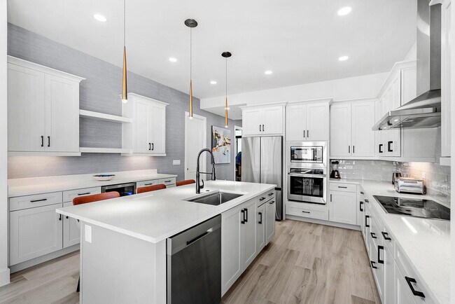 Building Photo - 3051 Hafen Ln