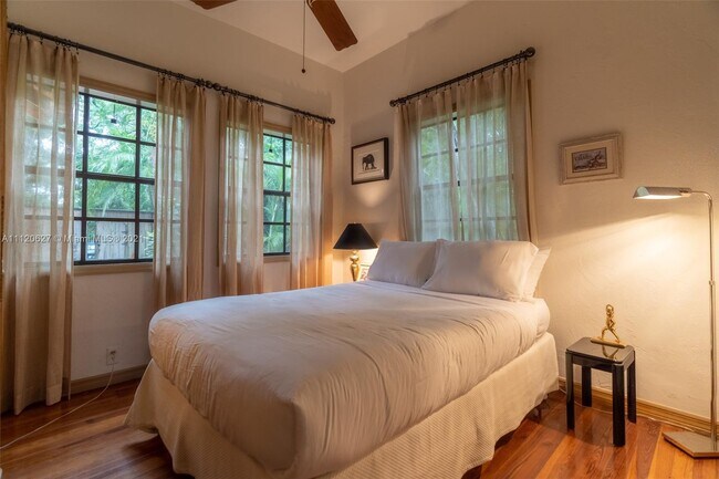 Building Photo - 3670 Avocado Ave