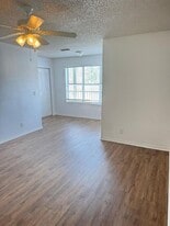 Building Photo - 3350 Pinewalk Dr N
