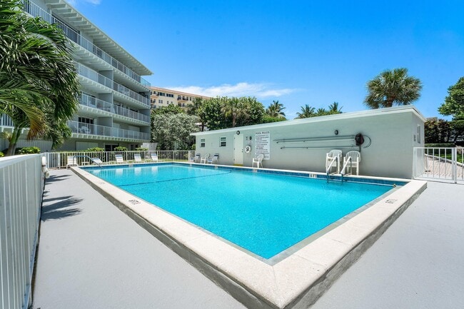 Building Photo - 3500 S Ocean Blvd