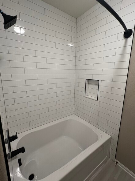 Master Bath with Custom Oversized Tub - 8200 E 8th Ave