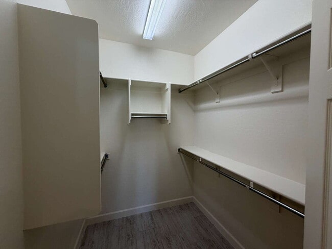 Building Photo - 35989 N Kennedia Ln