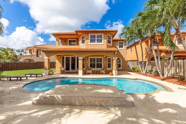 Building Photo - 15226 SW 29th Terrace