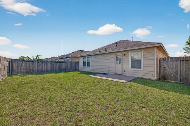 Building Photo - 1830 Cormorant Cres