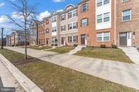 Building Photo - 8805 Mimosa Ave