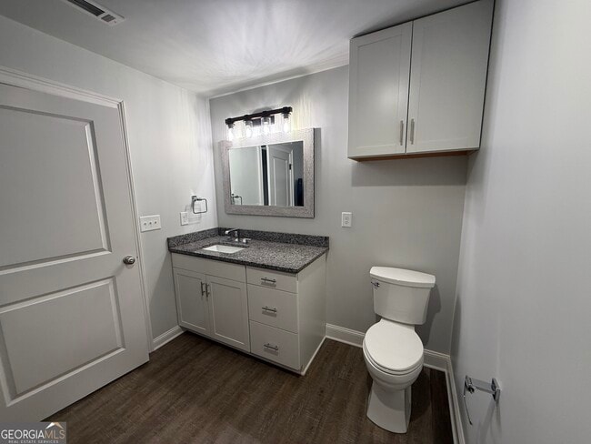 Building Photo - 2023 Moores Ford Rd