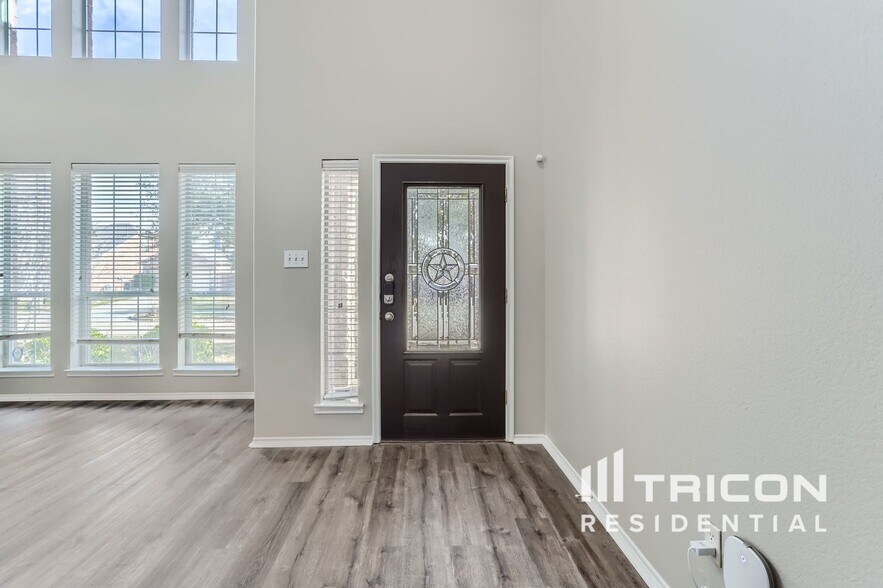 Building Photo - 3621 Spring Run Ln