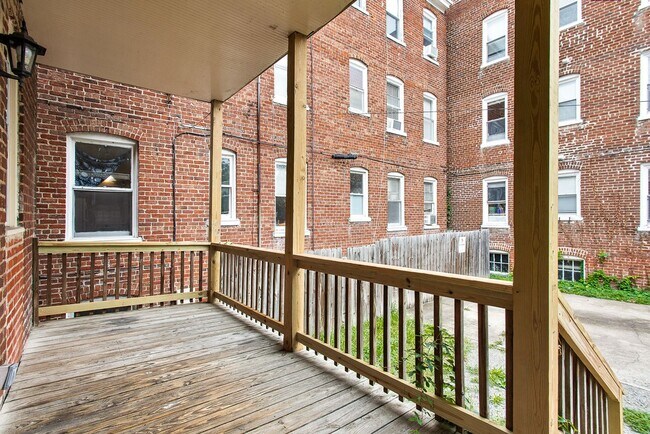 Building Photo - 223 N Arthur Ashe Blvd