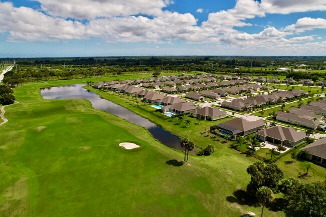 Building Photo - 1404 Mulligan Dr