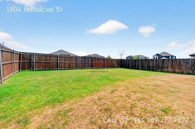 Building Photo - 1804 Huisache St