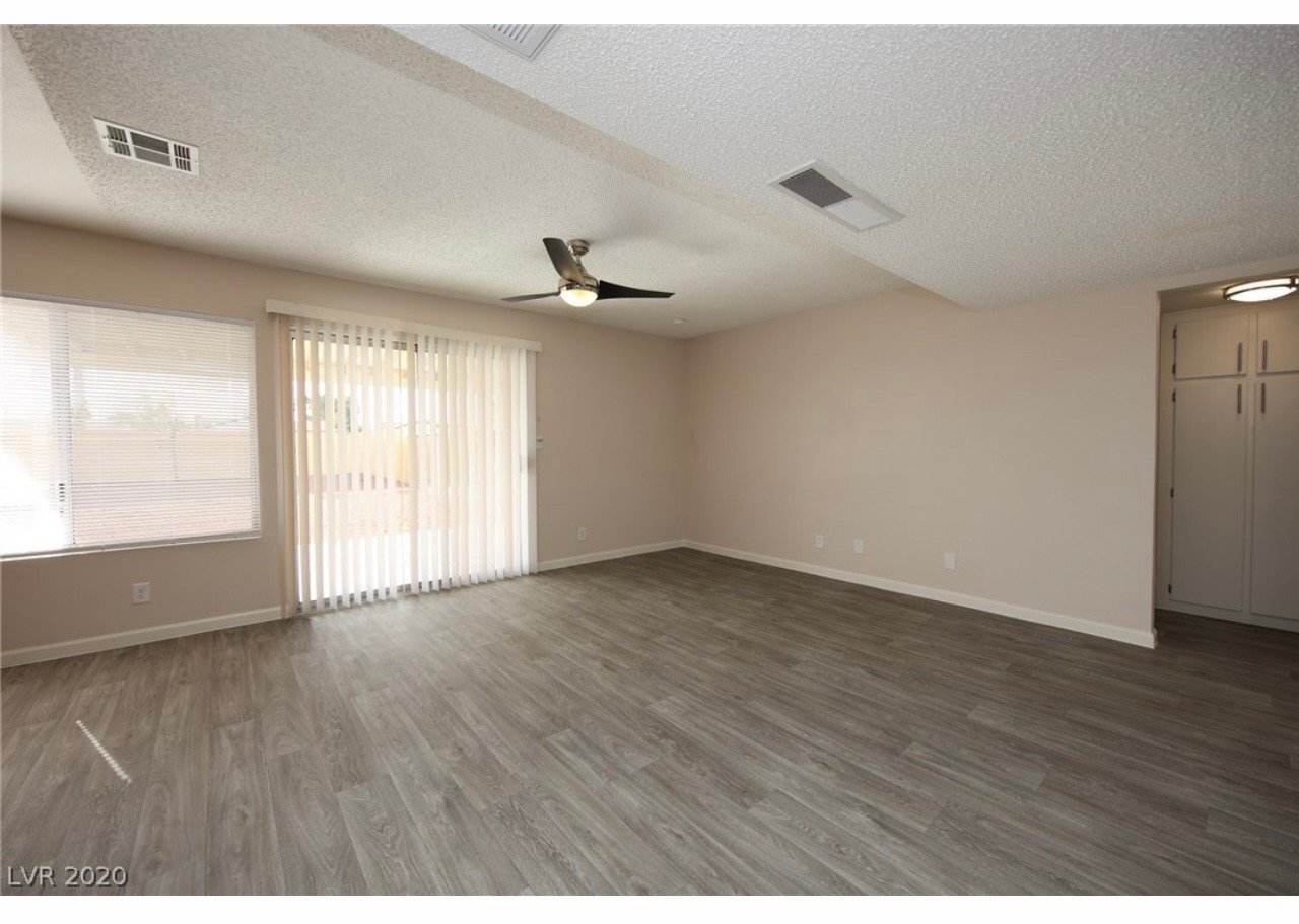 Building Photo - 7165 Bridgeview Ave