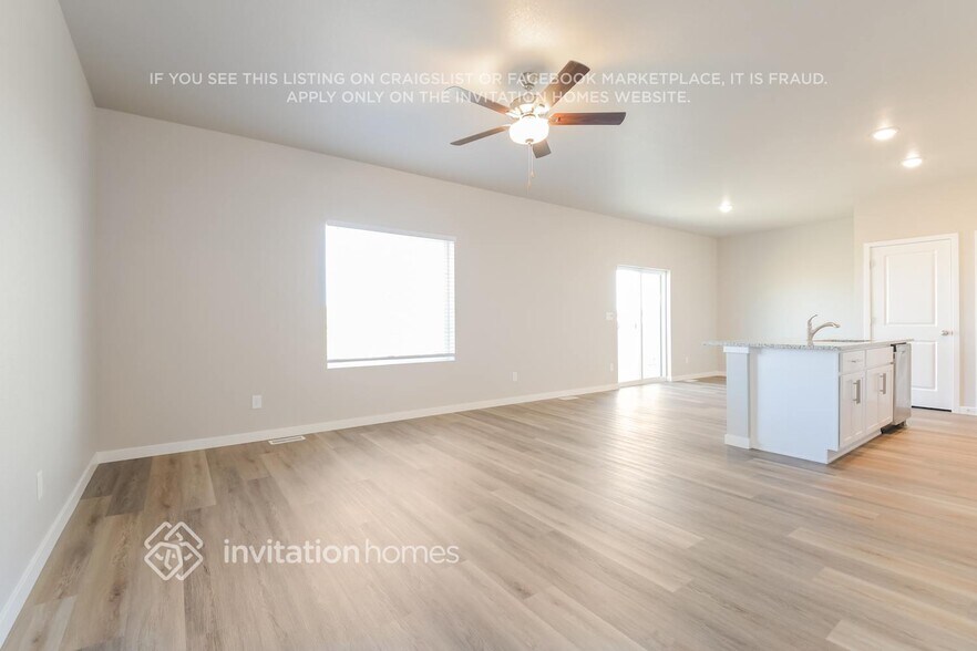 Building Photo - 7338 Green River Ave