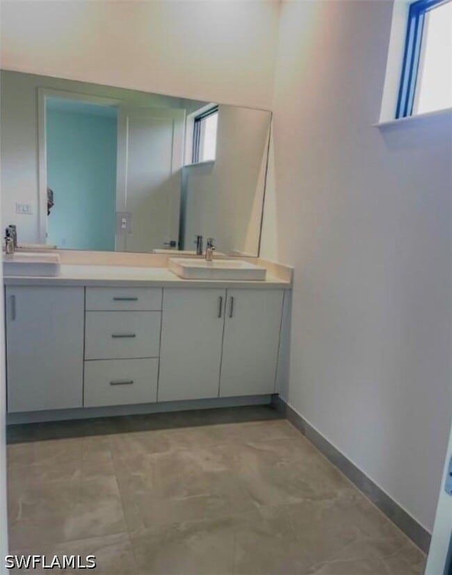 Building Photo - 5225 Marano Dr