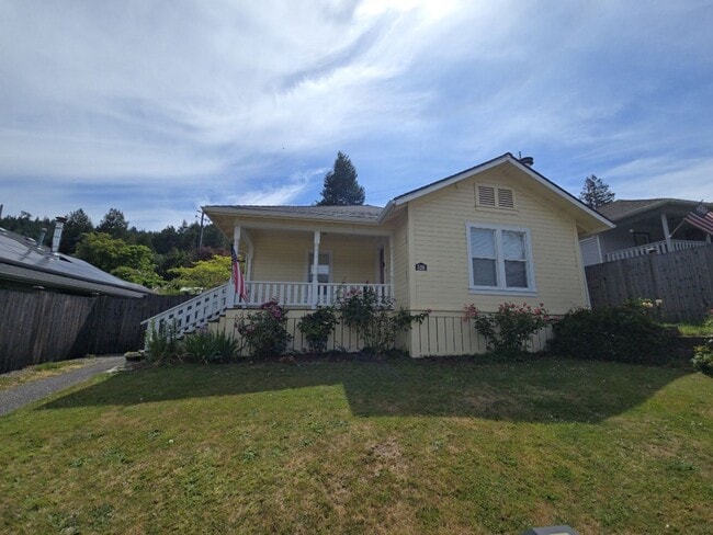 Building Photo - Beautifully remodeled 2BD/1BA Scotia home