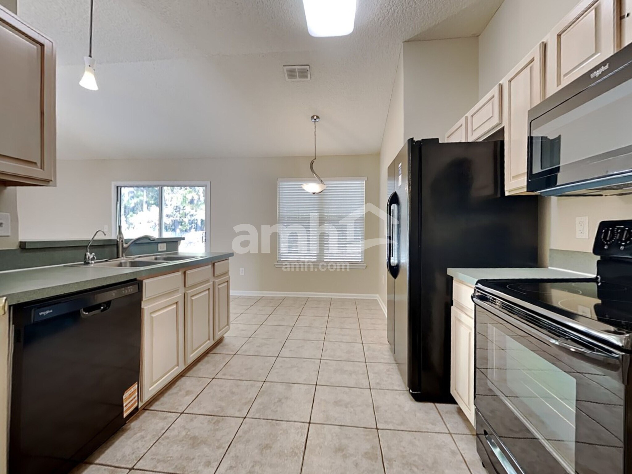 Building Photo - 1411 Heather Glen Ln