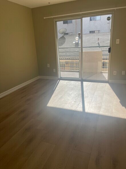 Building Photo - 7330 Eton Ave