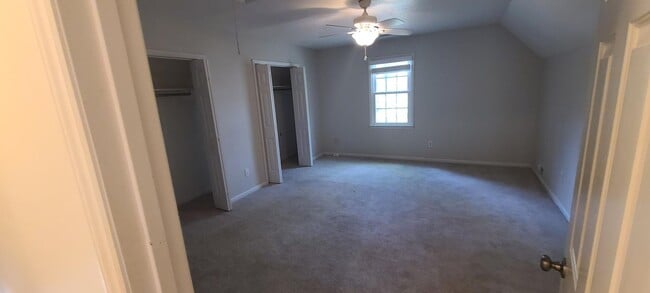 Building Photo - 709 NC-801