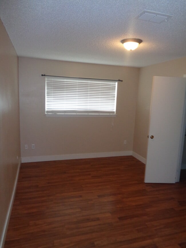 Building Photo - 7205 S Gaylord St