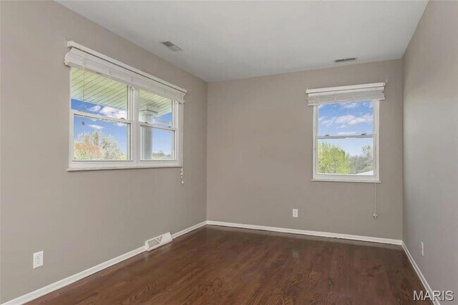 Building Photo - 4562 Tauneybrook Dr