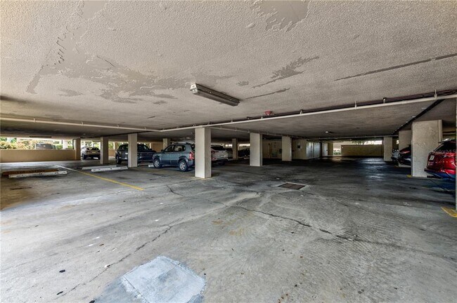 Building Photo - 6269 Palma Del Mar Blvd S