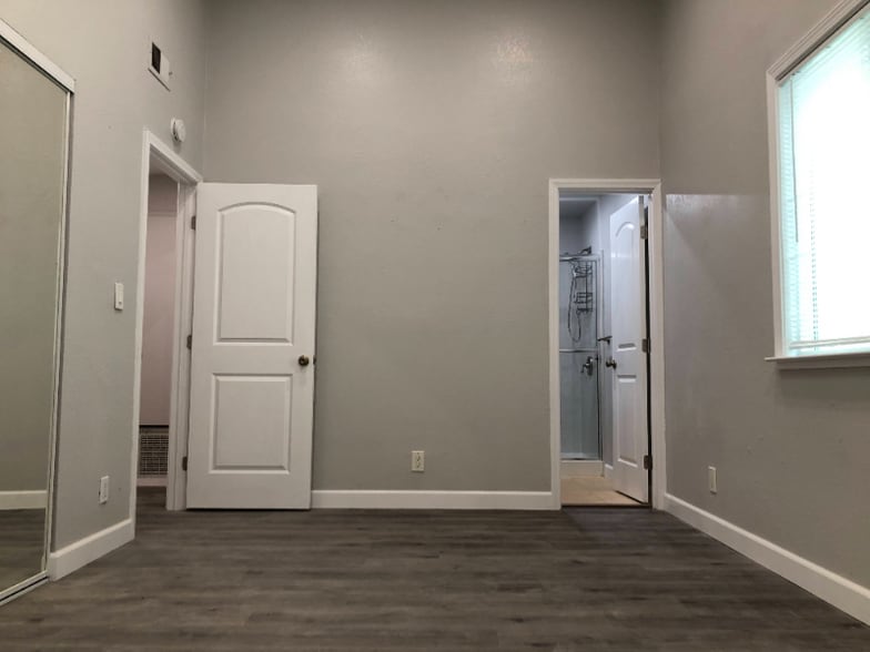 Building Photo - 34320 Chester Ct