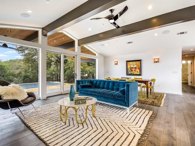 Building Photo - 2700 Rollingwood Dr