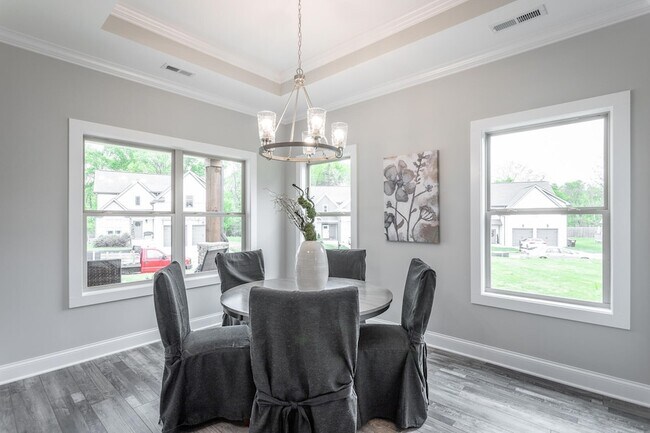 Building Photo - 8955 Silver Maple Dr