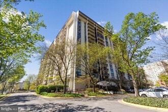 Building Photo - 5300 Holmes Run Pkwy