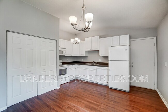 Building Photo - 3629 Turret Green Dr