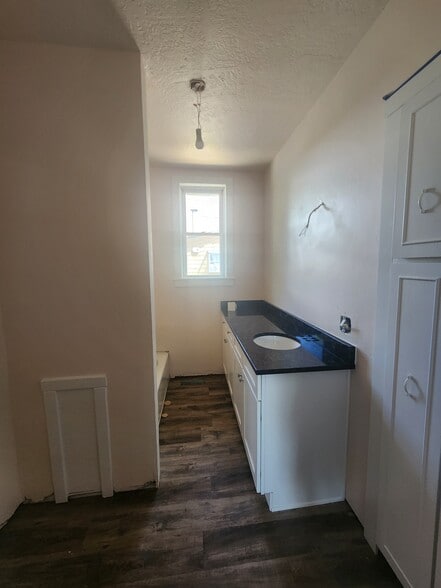 Building Photo - 344 S 100 W