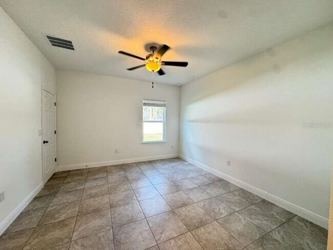 Building Photo - 769 Marion Oaks Pass