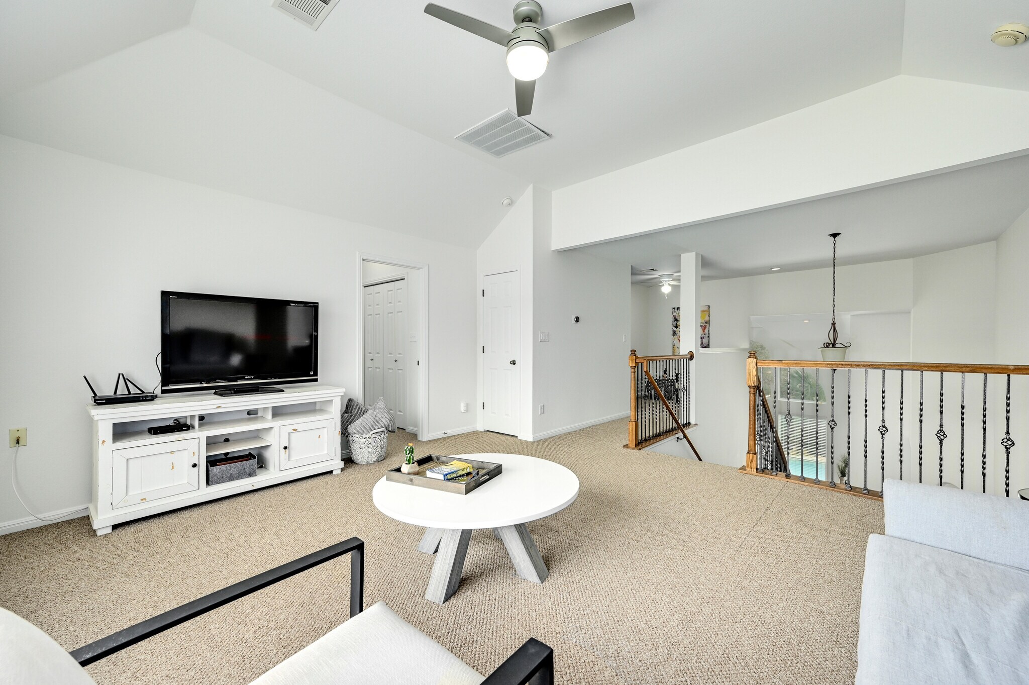 Building Photo - 2505 Lovett Ln