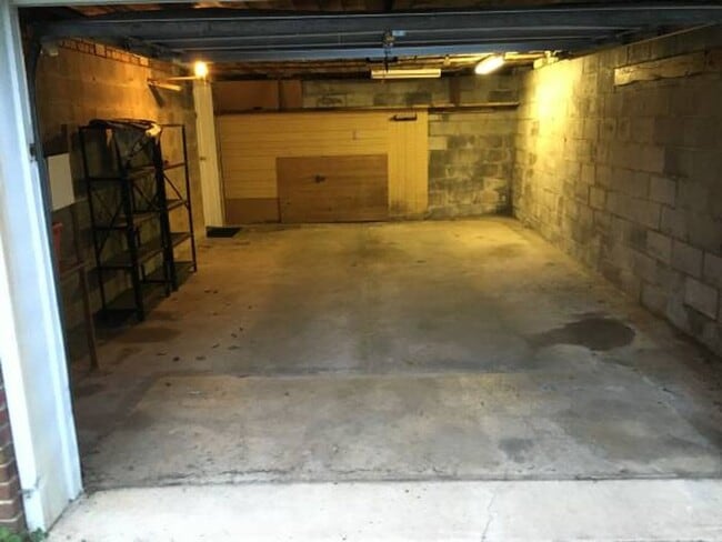 Building Photo - Curtin Street