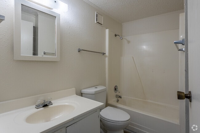 1BR, 1BA - 576SF - Stone Cove