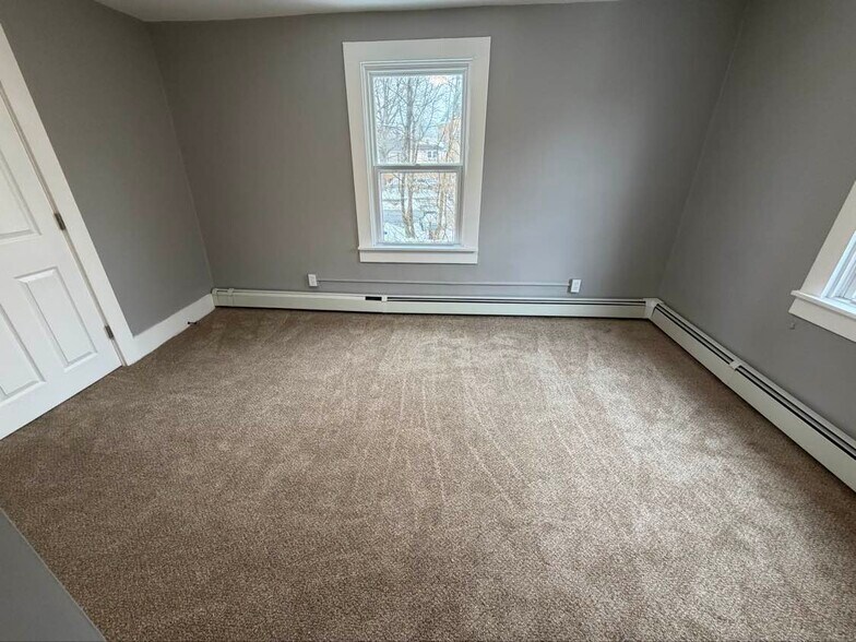 Building Photo - 2 Monteleone Pl