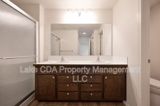 Building Photo - 12335 Gipper Loop