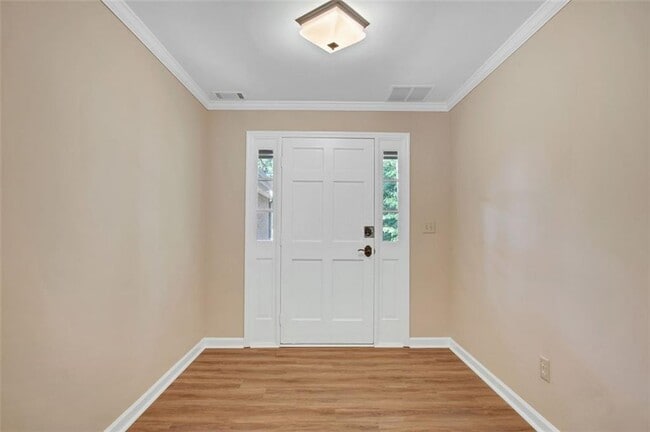 Building Photo - 2052 Old Forge Way