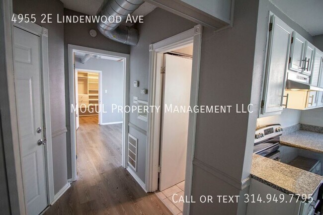 Building Photo - 4955-492E Lindenwood Ave