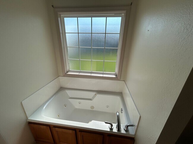 Building Photo - 20922 Harbor Ln