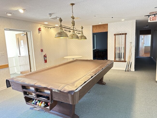 Building Photo - 1004 Paradise Rd