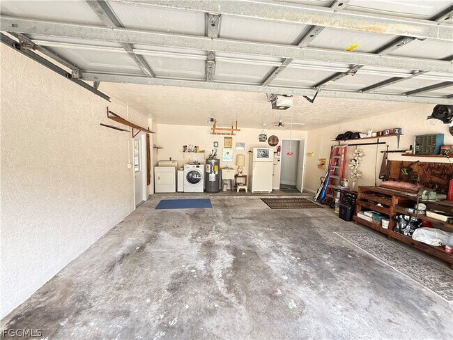 Building Photo - 502 Grant Ave