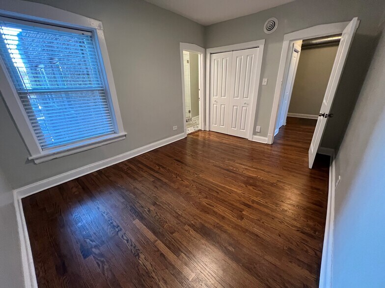 Master Bedroom - 3528 N Reta Ave