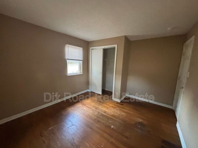 Building Photo - 4420 Roosevelt Blvd
