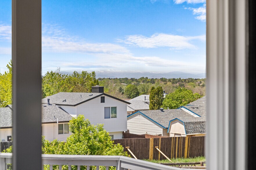 Building Photo - 16562 E Louisiana Dr