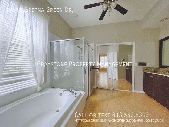 Building Photo - 10511 Gretna Grn Dr