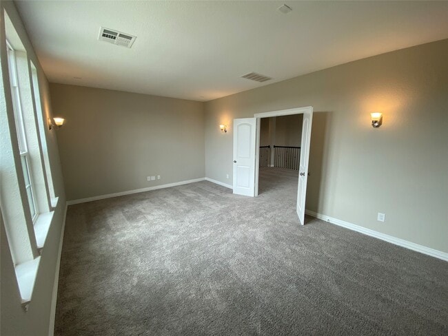 Building Photo - 7414 Evelyn Grv Dr