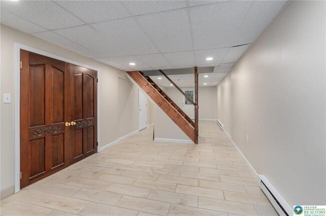 Building Photo - 273 Four Seasons Dr